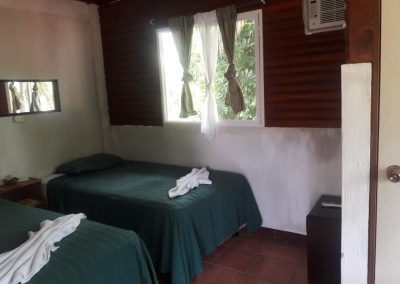 hotel la cabaña del viajero izabal guatemala (19)